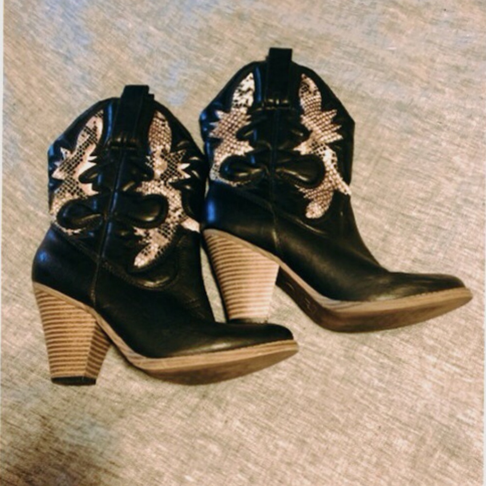 MIA Lauren Faux Snakeskin Heeled Cowboy Boots